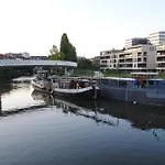 Boat & Breakfast Bellevue Bateau-hôtel Gand