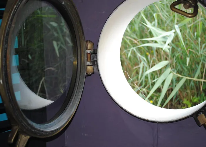 Boat & Breakfast Bellevue * Ghent